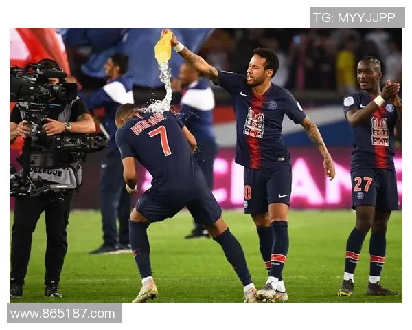 周日034法甲赛事分析洛里昂对阵尼斯的胜负预测与数据解析